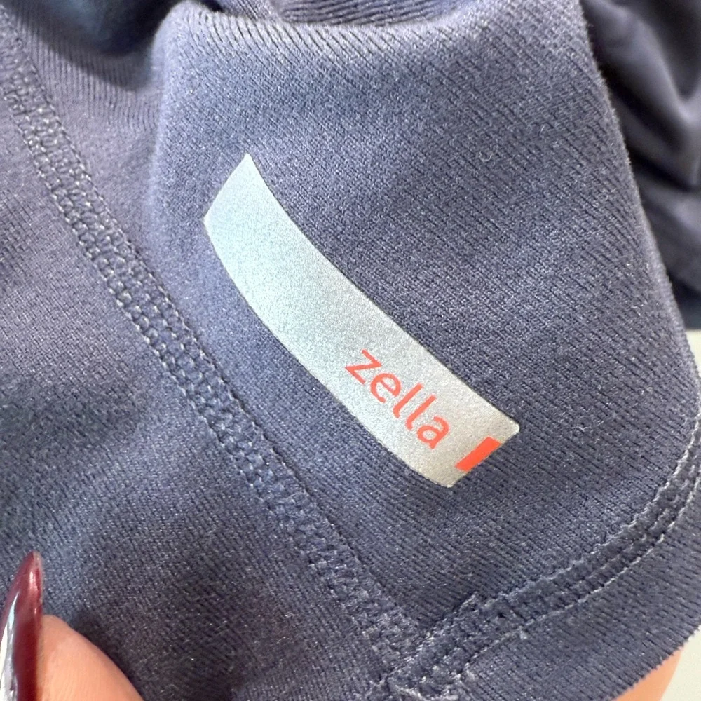 Zella Lavender Ruched Tank Top - Picture 3 of 10